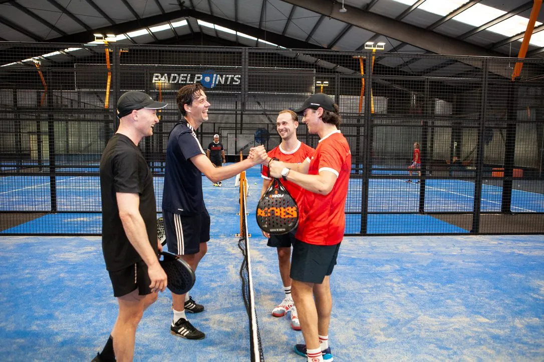 Team moment op de court